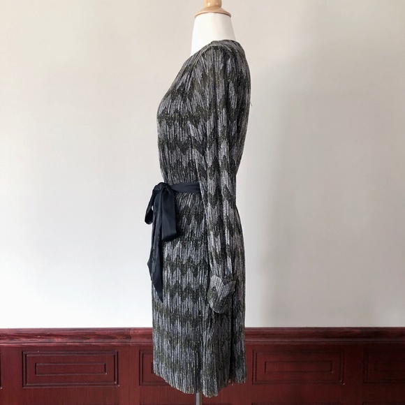 Banana Republic • Metallic Shift Dress - Picture 4 of 15